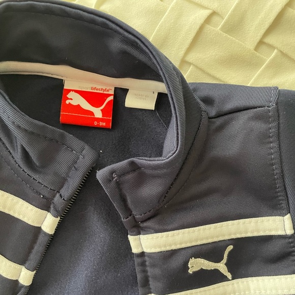 SOLD EUC Puma Jacket - Picture 2 of 4
